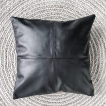 NAHKATYYNY RUUTU MUSTA