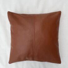 NAHKATYYNY RUSKEA KESKISAUMALLA